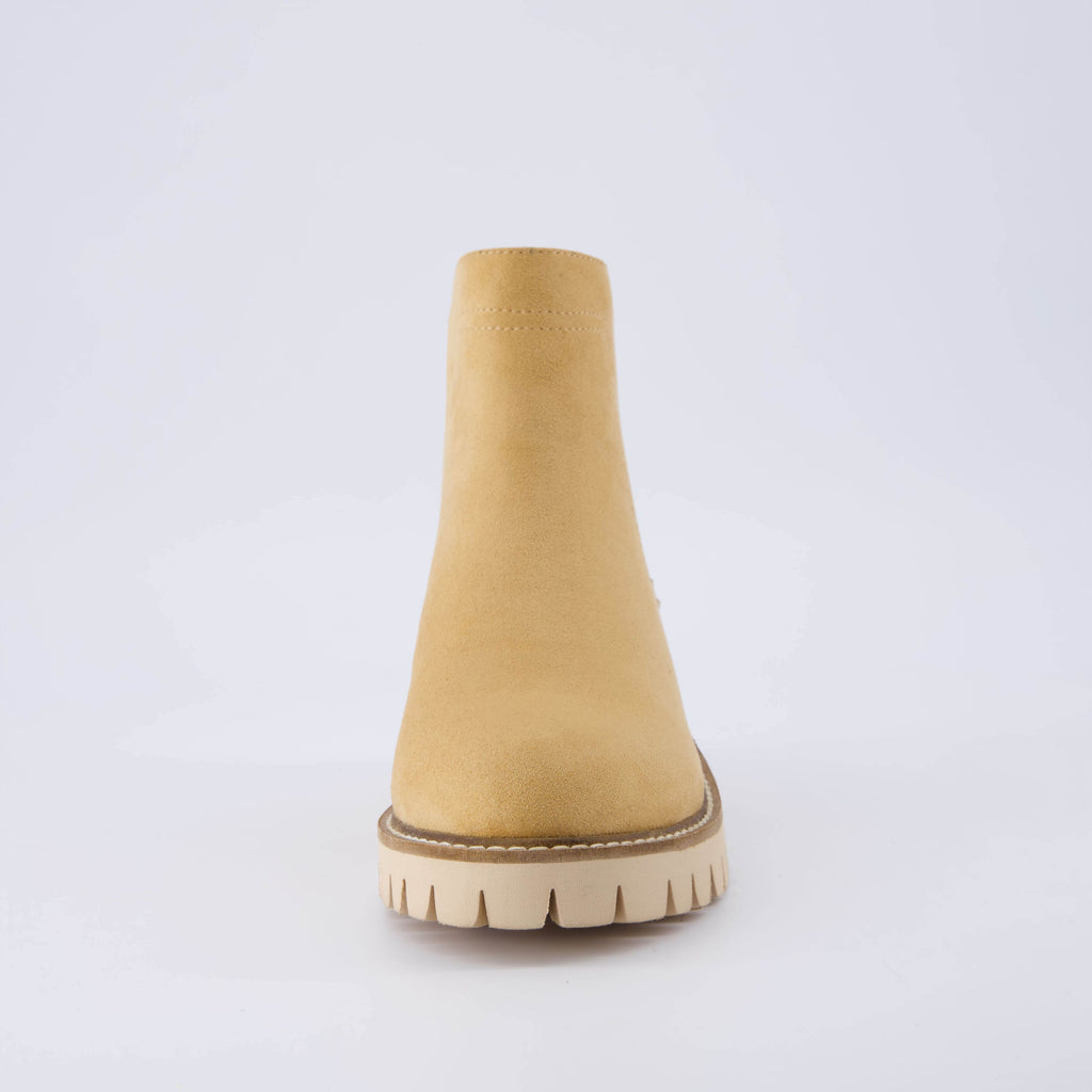 Parade Lug Sole Boot